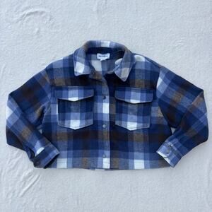 For The Republic Flannel Plaid Shacket Women's Medium Blue Crop Snap Up Shirt